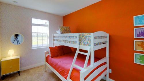 Festival Resort 4 Bedroom Vacation Townhome with Pool 1725 - image 6