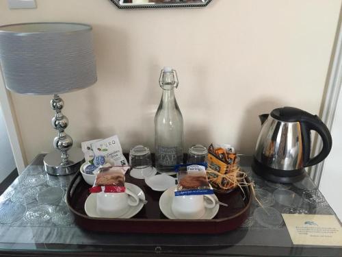 Dolphin Guest House - image 5