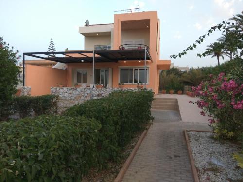  House Near the Sea in Gerani Chania