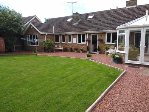 Oaktree Lodge photo 3
