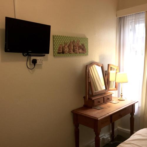Crowndale Torquay - Exclusively for Adults - image 7