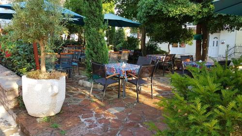 Facilities, Hotel Montenegrino in Town Center