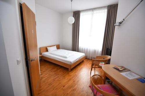 Hotel Robert Mayer - image 2