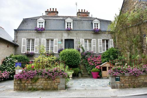 Chambres d'Hôtes l'Hermine chambre d'hôte La Fontenelle