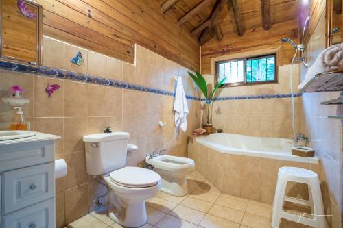 ห้องน้ำ, Casa Marcellino Lodge in กาอุยตา