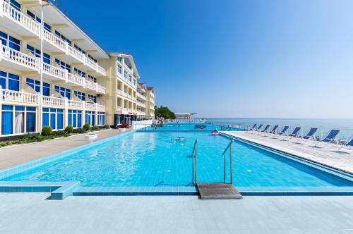 Aqualoo Hotel - image 6