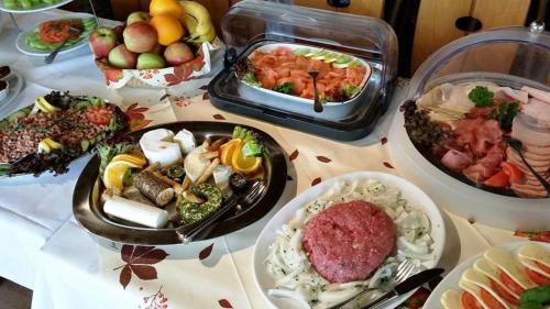 Food and beverages, Hotel Hellwege in Himmelpforten