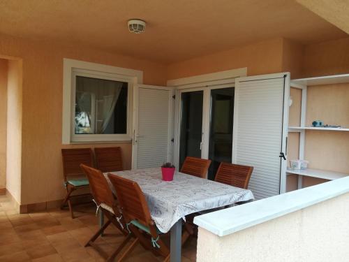  Apartment Mirta in Barbat na Rabu