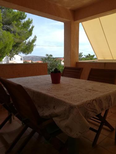  Apartment Mirta in Barbat na Rabu
