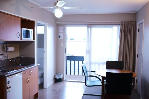 幾維公寓汽車旅館 (Kiwi Studios Motel) in 北帕默斯頓