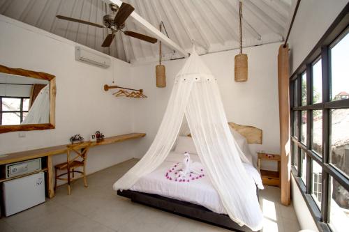 Gili Breeze Tropical Bungalows