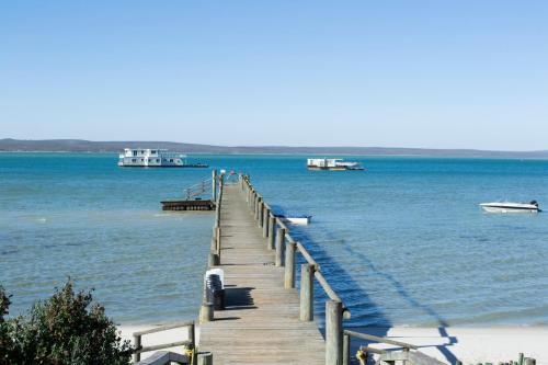 Kraalbaai Lifestyle House Boats