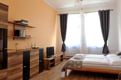 Yogi Apartments