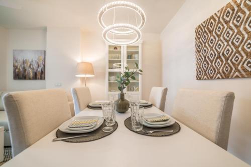 La Serna Premium Center - image 11