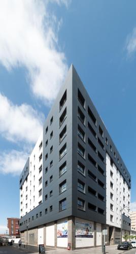 La Serna Premium Center - image 13