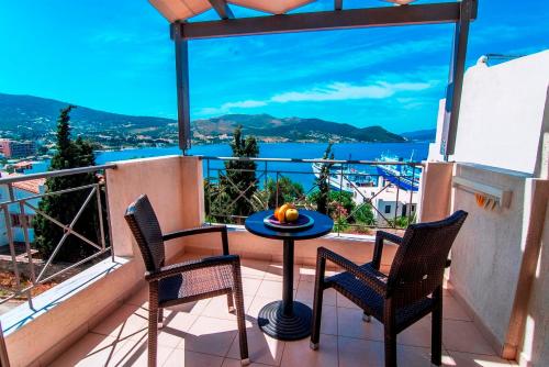 Közeli látványosságok, Thea Hotel - Studios & Suites in Marmari
