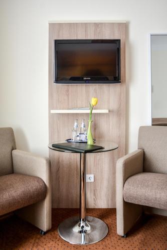 . Hotel zur Insel