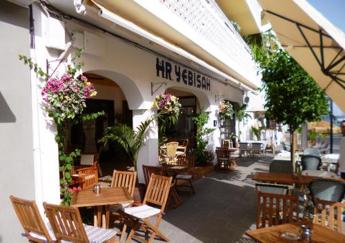 Hostal Yebisah - image 7