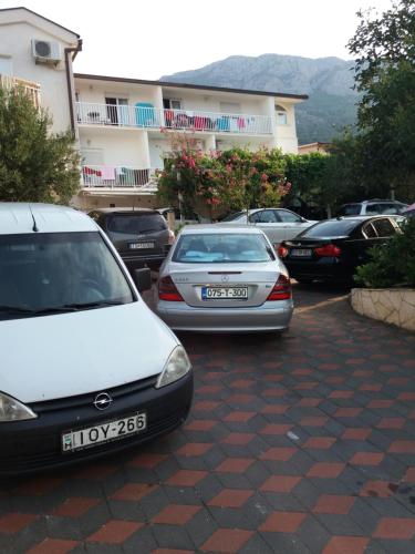  Apartments Trutina in Gradac