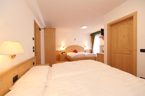 Hotel El Pilon - main image