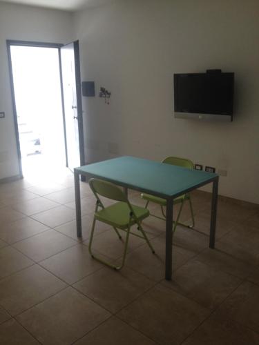 fausthome, Assemini (foto 7)