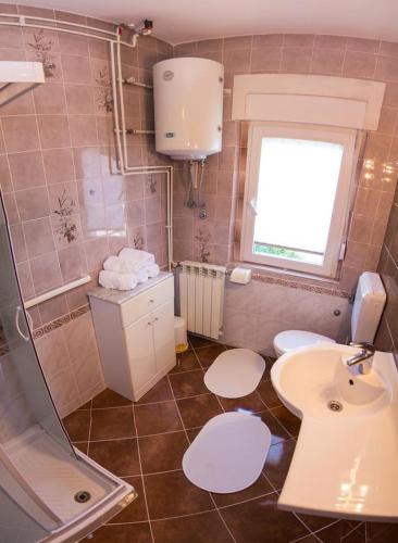Seaside holiday house Barbat Rab - 13806 - image 6