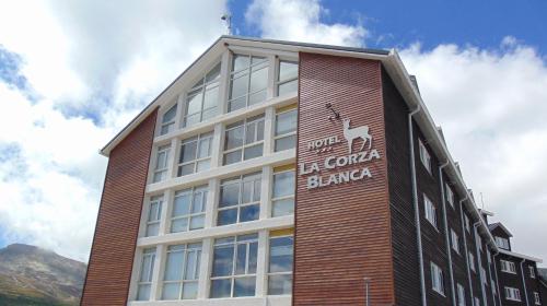 . Hotel La Corza Blanca