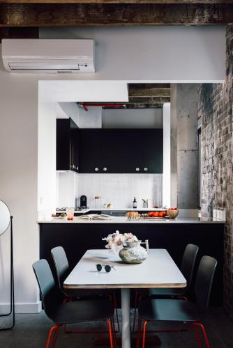 Kitchen, Veriu Broadway in Central