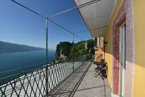 Hotel Miralago Hotel de charme Campione del Garda
