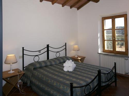  Mod Apartment in Orbetello with Shared Garden & Barbeque, Pension in Talamone