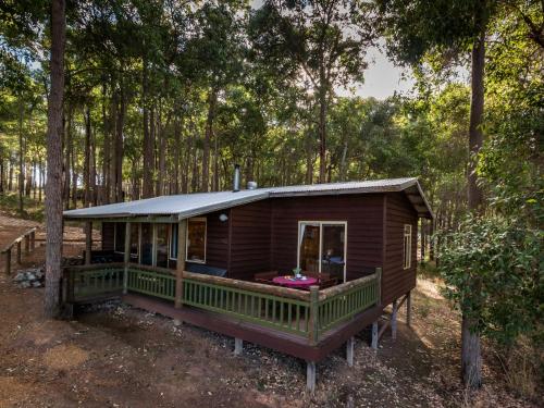 ทัศนียภาพภายนอกโรงแรม, บาลิงอัพ ไฮทส์ ฮิลล์ท็อป ฟอเรสต์ คอตเทจ (Balingup Heights Hilltop Forest Cottages) in บาลิงอัป