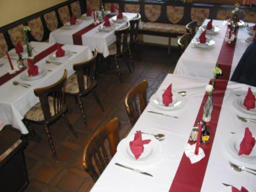 Restaurant, Gasthof Schwarzer Bar in Kastl