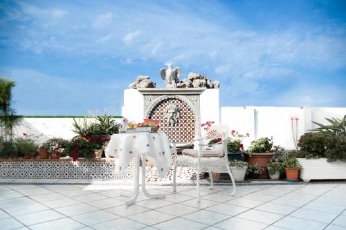 Hostal Alhambra - Adults Only