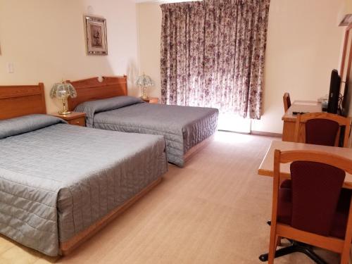New Imperial Inn in 冷湖