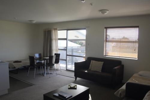 B&B Rangiora - Pegasus Gateway Motels & Apartments - Bed and Breakfast Rangiora