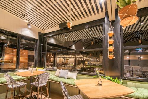 Étterem, Mercure Orange in Orange