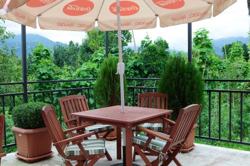 Hotel Botanica in Chaisubani