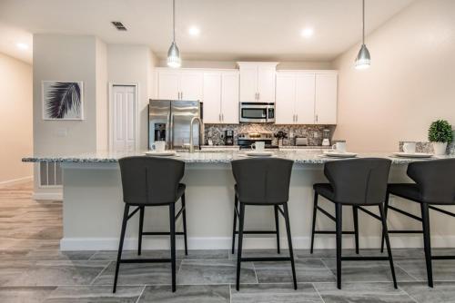 Moon Valley Townhome #230734 Townhouse - main image