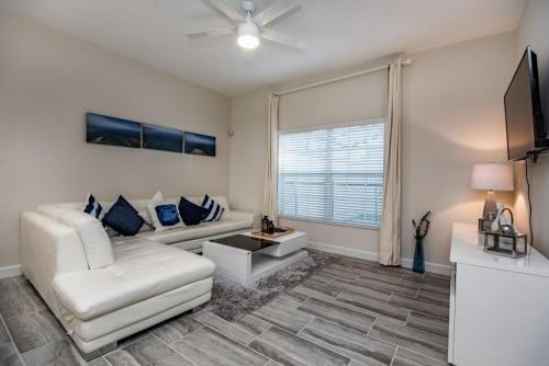 Moon Valley Townhome #230734 Townhouse - image 3