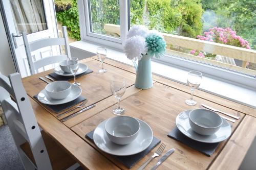 Instalaciones, Riverside Cottage in Wetherby