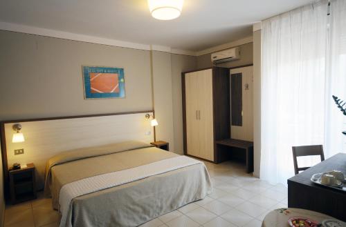 2 twin beds