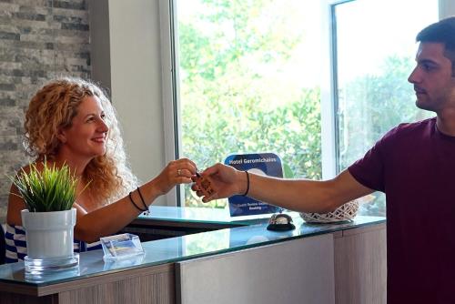  Hotel Geromichalos in Paralia Skotinas