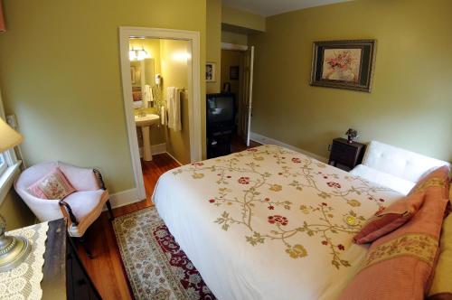 1 queen bed