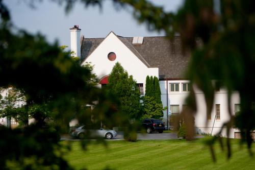 La Tourelle Hotel & Spa - image 9