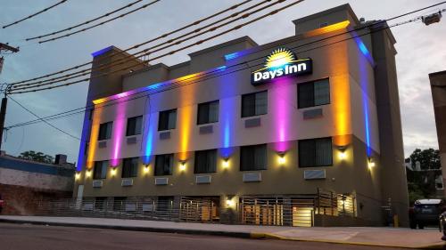 Days Inn by Wyndham Brooklyn Marine Park