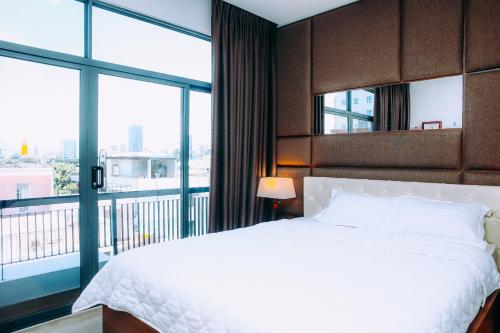 

Danang Landlord Apartment