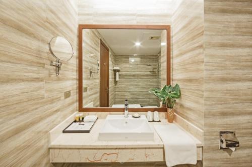 Muong Thanh Luxury Moc Chau Room Type - Superior King Room