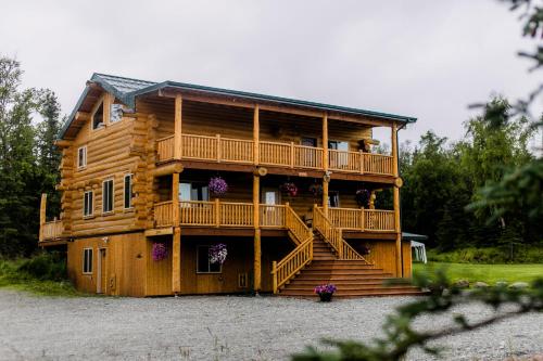 Alaska Knotty Pine B&B Palmer