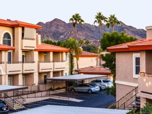 Private Resort Community -½ mile Walk to Nature Trails at N. Mtn. Preserve! - Phoenix