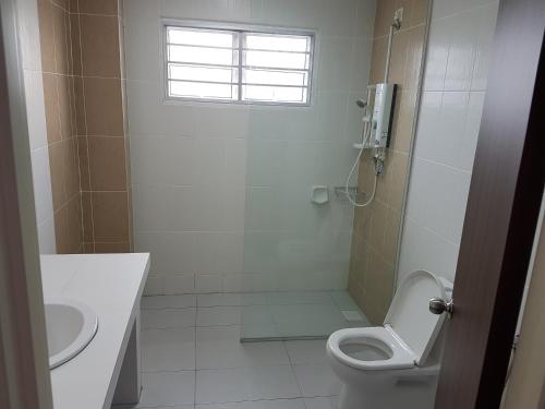 Sitiawan Homestay Entire Semi D home